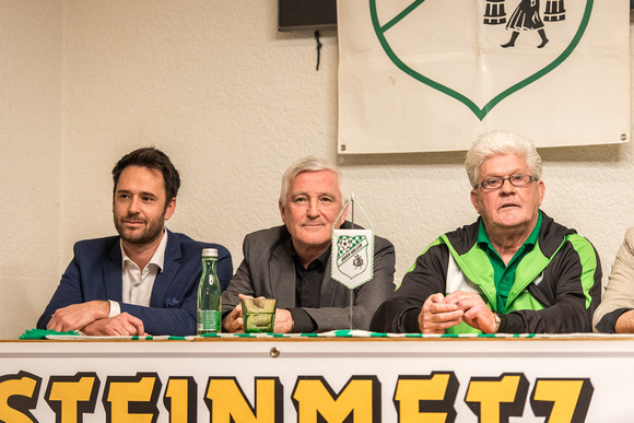 Pressekonferenz Werner Lorant neuer Trainer bei Union Hallein 16-Jänner-2017
