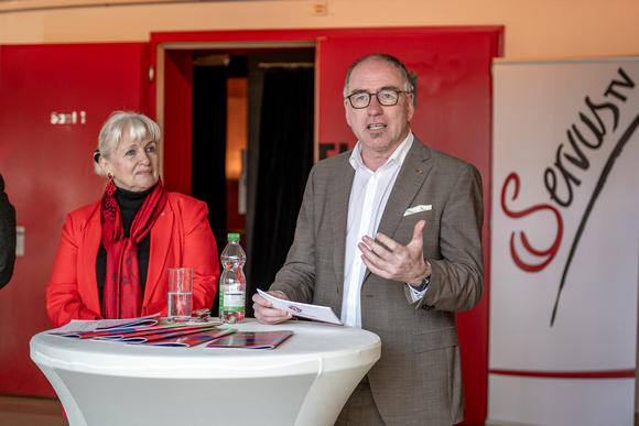 100 Jahre Kino“ und Präsentation ALPENTOD – Ein Bergland-Krimi