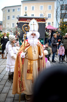 Nikolaus der Kinderfreunde am Adventmarkt