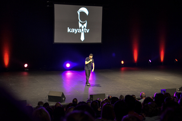 Kaya Yanar_Hallein Festspielbühne 19. 09.2015