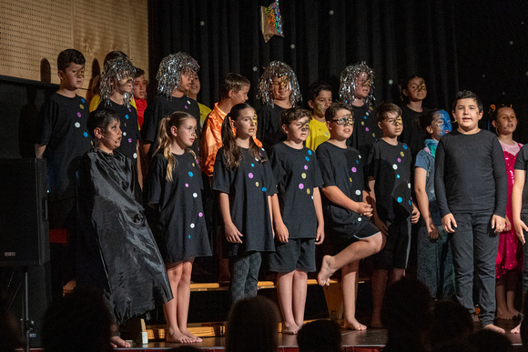 Musical_Leben im All_4.Klassen VS Burgfried
