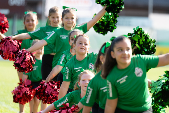Cheerleader UFC Hallein