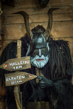 Maskenausstellung der Igonta Pass_Hallein 28.10.2016