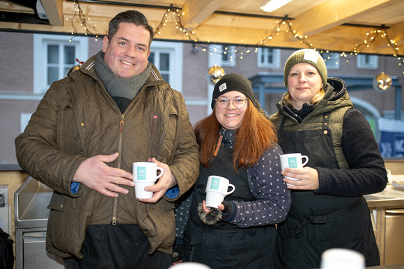 Adventzauber am Bayrhamerplatz